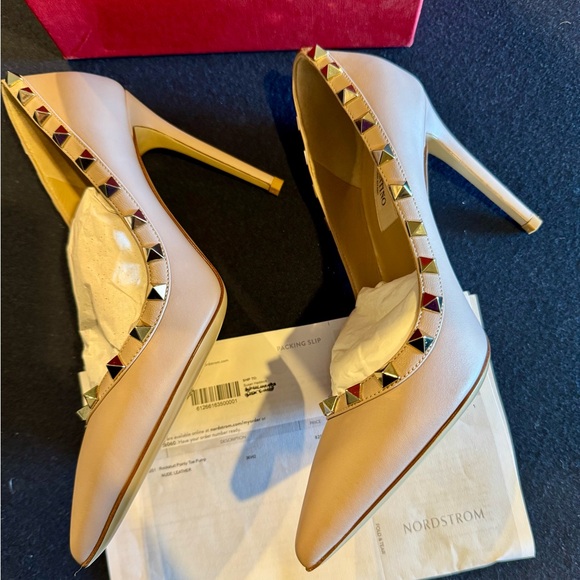 Valentino Rockstud Nude Heels Women’s Sz 36 US6 - Picture 8 of 15